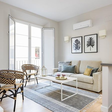 Genteel Home Trinidad Grund Malaga Bagian luar foto