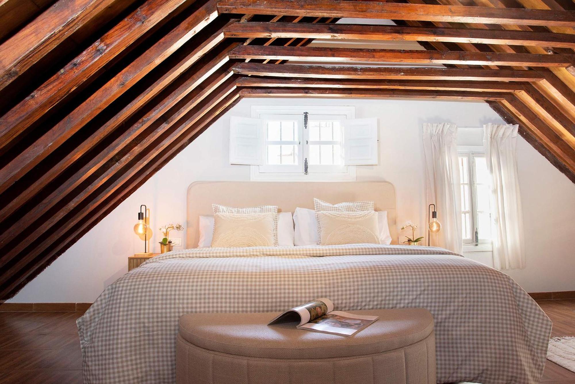 Genteel Home Trinidad Grund Malaga Bagian luar foto