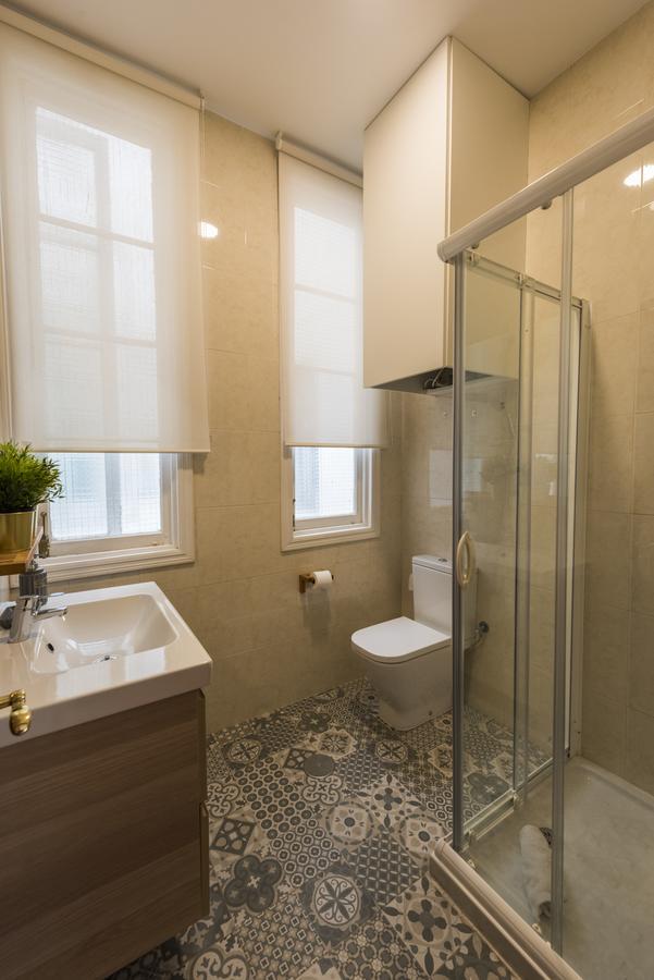 Genteel Home Trinidad Grund Malaga Bagian luar foto