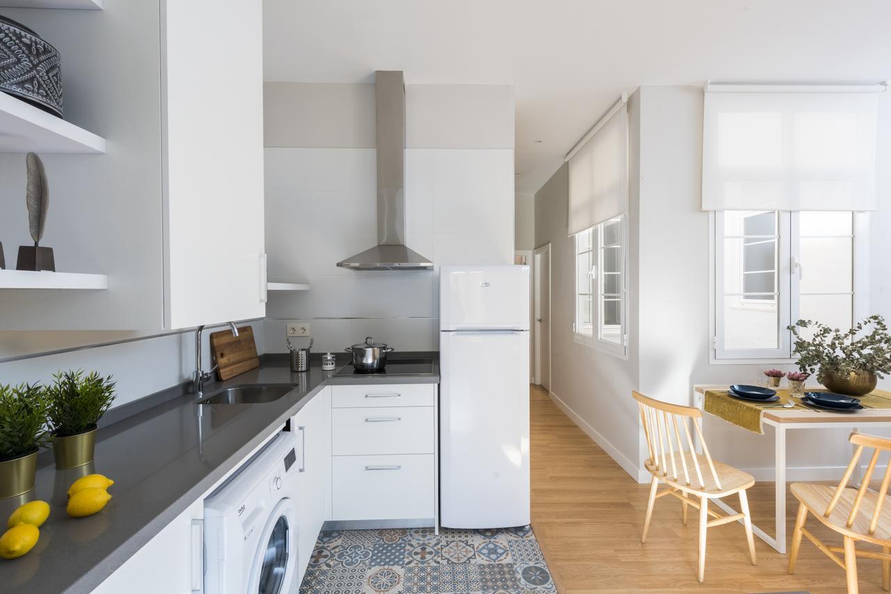 Genteel Home Trinidad Grund Malaga Bagian luar foto