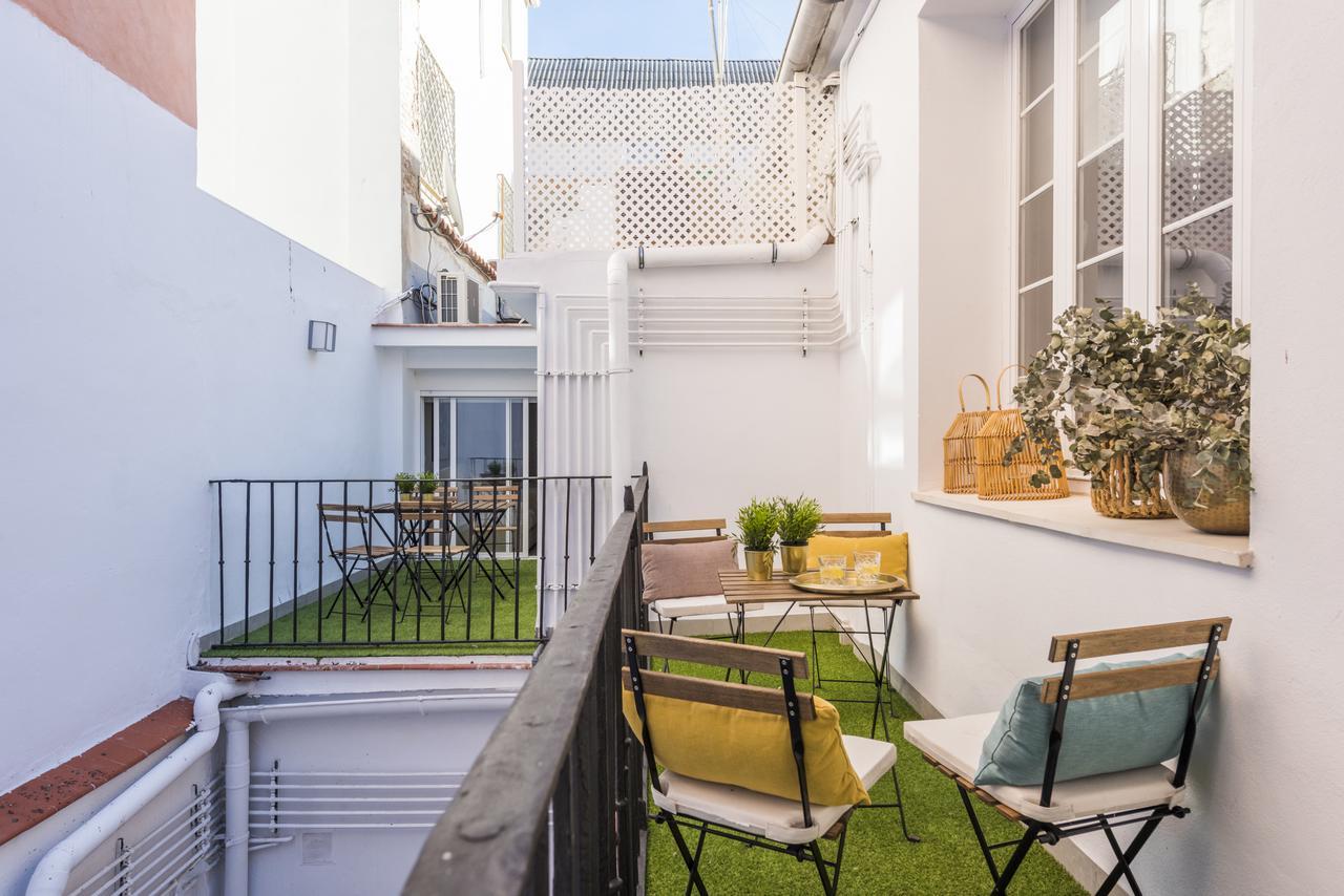 Genteel Home Trinidad Grund Malaga Bagian luar foto