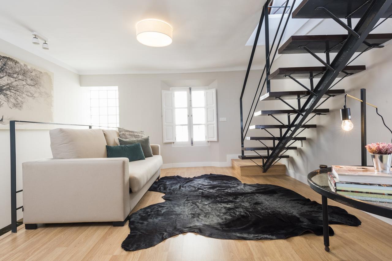 Genteel Home Trinidad Grund Malaga Bagian luar foto