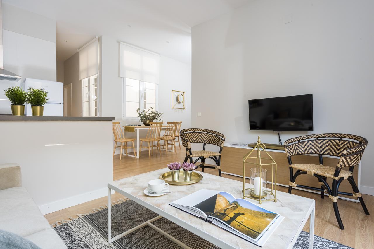 Genteel Home Trinidad Grund Malaga Bagian luar foto
