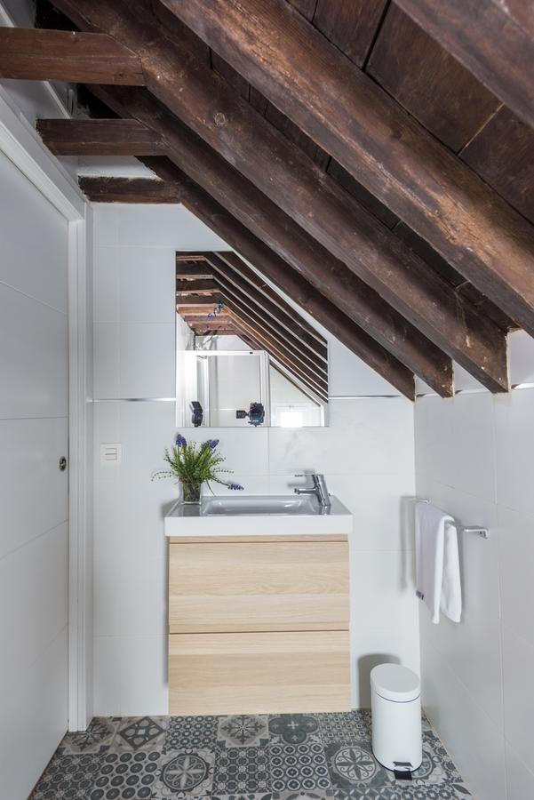 Genteel Home Trinidad Grund Malaga Bagian luar foto