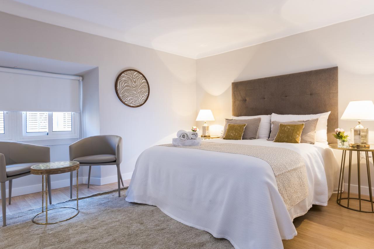 Genteel Home Trinidad Grund Malaga Bagian luar foto