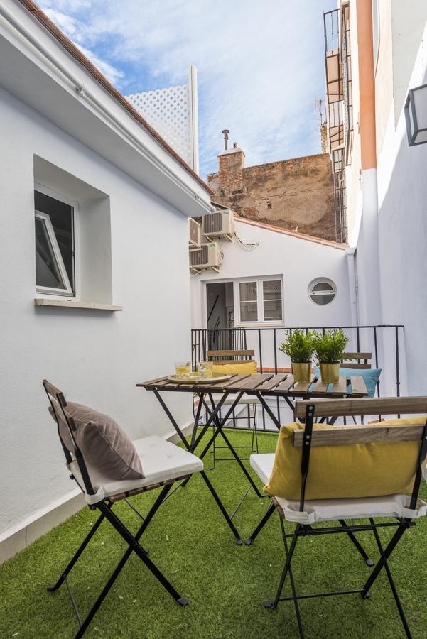 Genteel Home Trinidad Grund Malaga Bagian luar foto